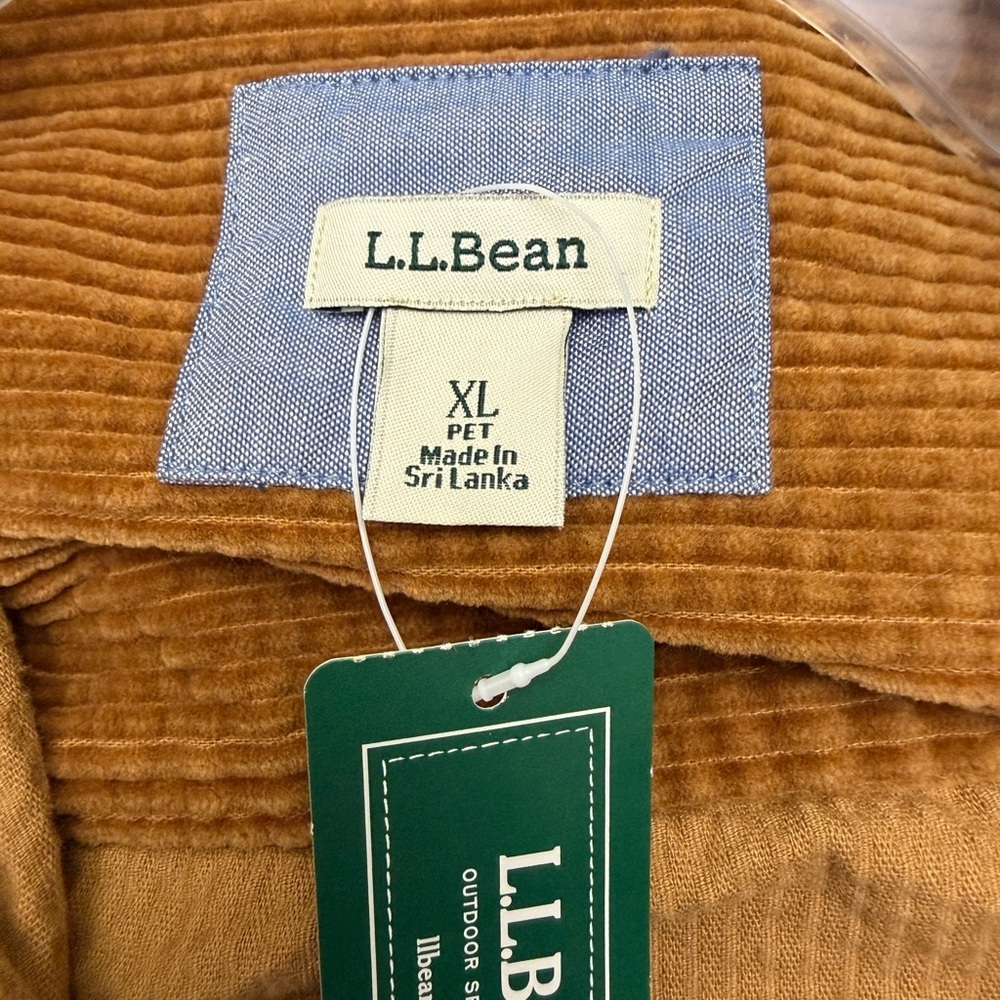 L.L. Bean Comfort Corduroy Relaxed Shirt - petite XL - saddle NWT - Picture 4 of 6